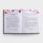 Holley Gerth - 365 Truths for Every Woman's Heart: A Daily Devotional of Encouragement and Prayer 