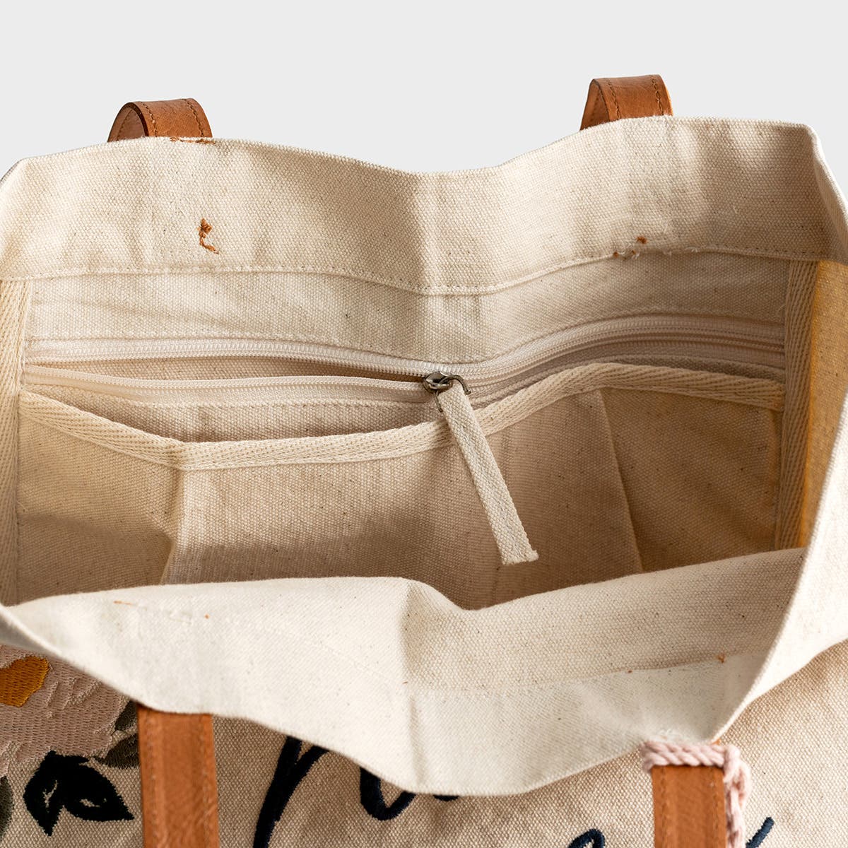 Studio 71 - No Worries - Canvas Tote