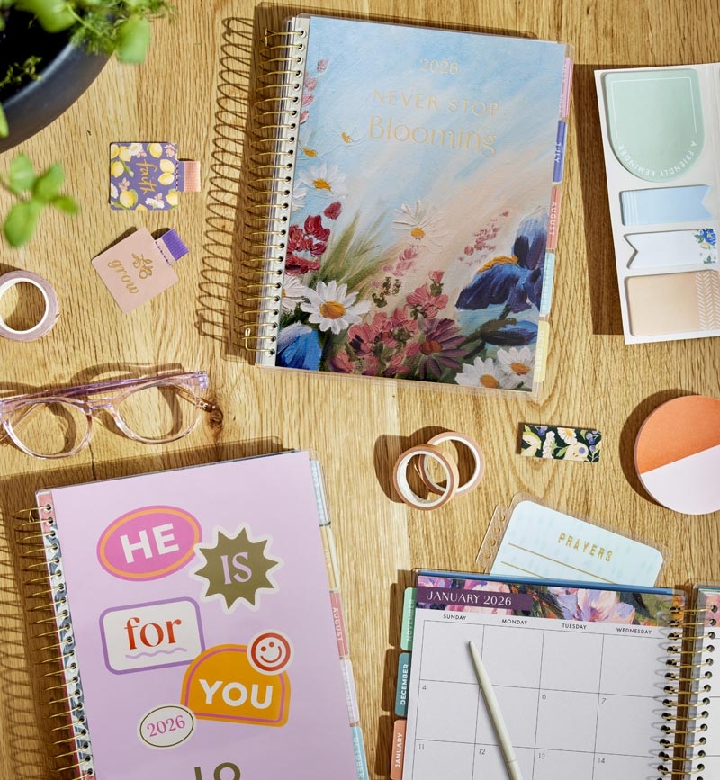 Shop NEW 2026 Agenda Planners